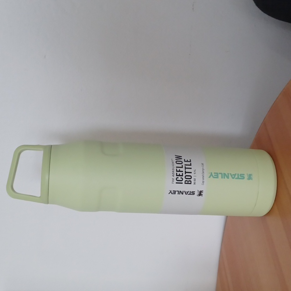 Stanley Citron Iceflow Bottle 36oz